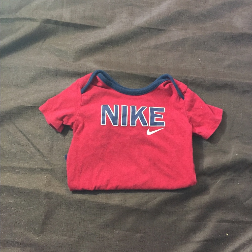 NIKE red onesie - Picture 2 of 2